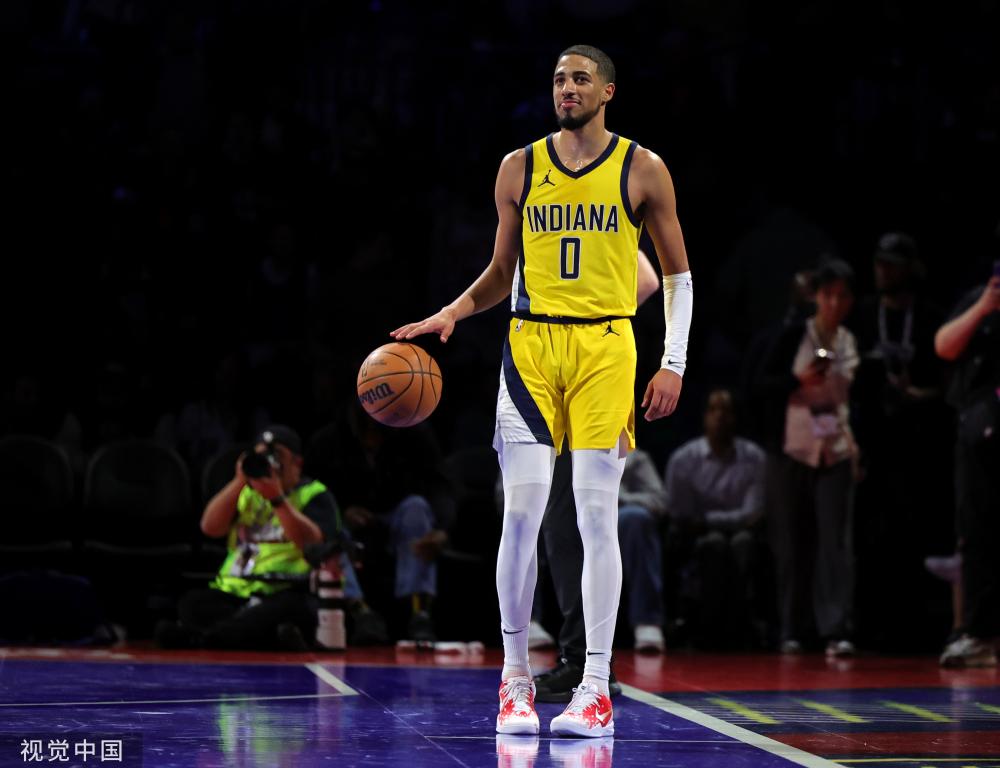 他成功地抑 他成功地抑